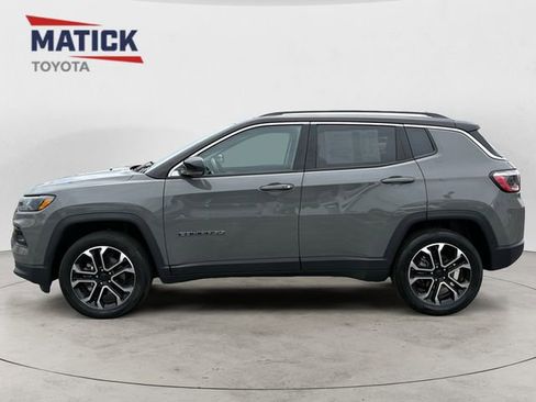 Used 2022 Jeep Compass Limited AWD/4WD image 4