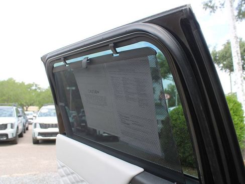 Used 2023 Mitsubishi Outlander SEL AWD/4WD image 29
