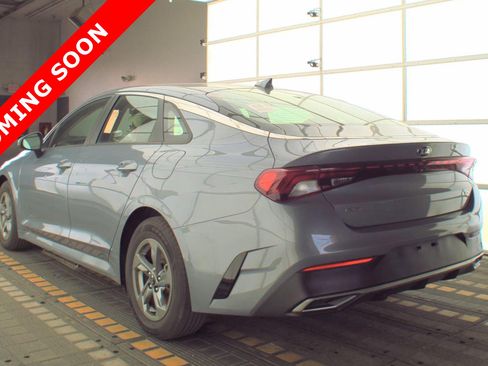 Used 2021 Kia K5 LXS FWD image 4