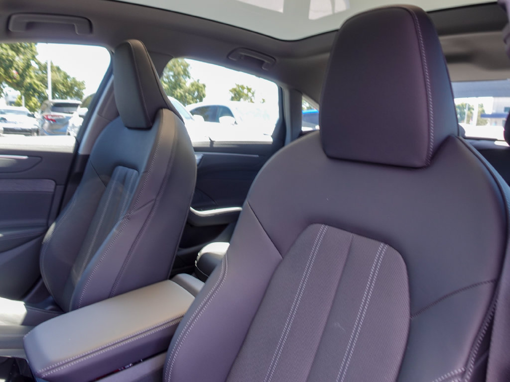 New 2026 Audi A6 Premium Plus AWD/4WD image 19