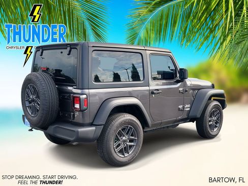 Used 2019 Jeep Wrangler Sport AWD/4WD image 4