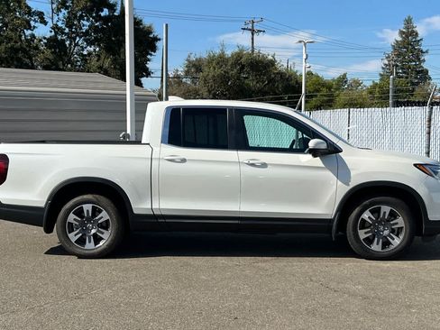 Used 2017 Honda Ridgeline RTL-T image 6