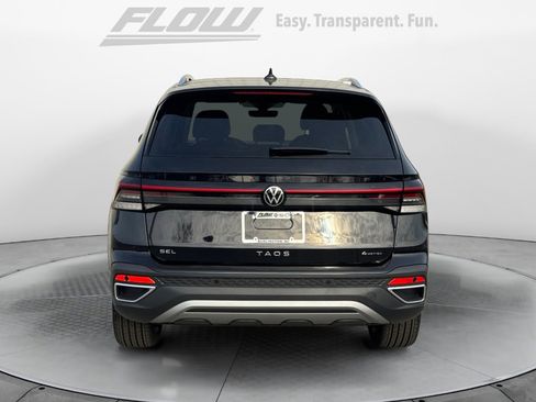 New 2026 Volkswagen Taos SEL image 6