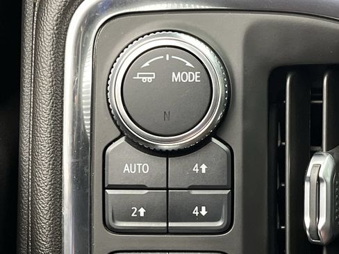 Certified 2021 GMC Sierra 1500 AT4 w/ AT4 Preferred Package AWD/4WD image 18