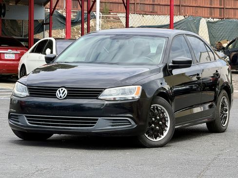 Used 2014 Volkswagen Jetta S FWD image 1