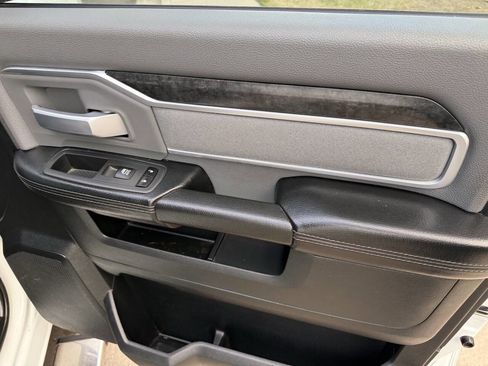 Used 2021 RAM 2500 Big Horn w/ Level 1 Equipment Group AWD/4WD image 18