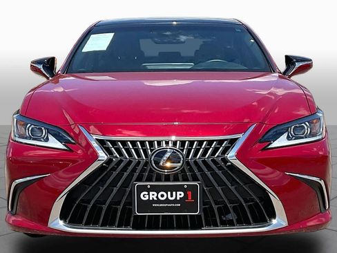 Used 2023 Lexus ES 350 w/ Premium Package FWD image 4