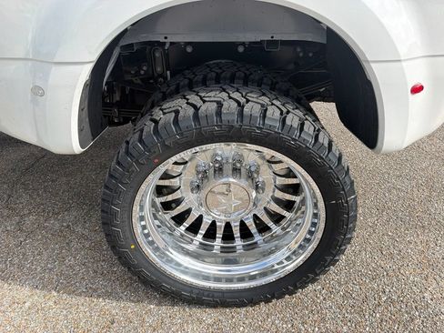 Used 2026 Ford F450 Platinum w/ Platinum Plus Package AWD/4WD image 12