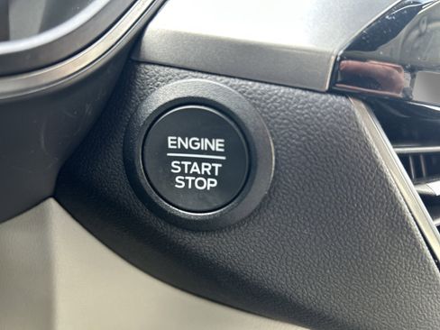 Used 2023 Ford Escape Active image 23