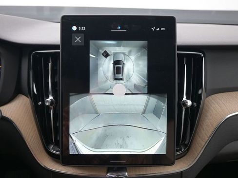 New 2026 Volvo XC60 B5 Plus w/ Protection Package Premier image 22