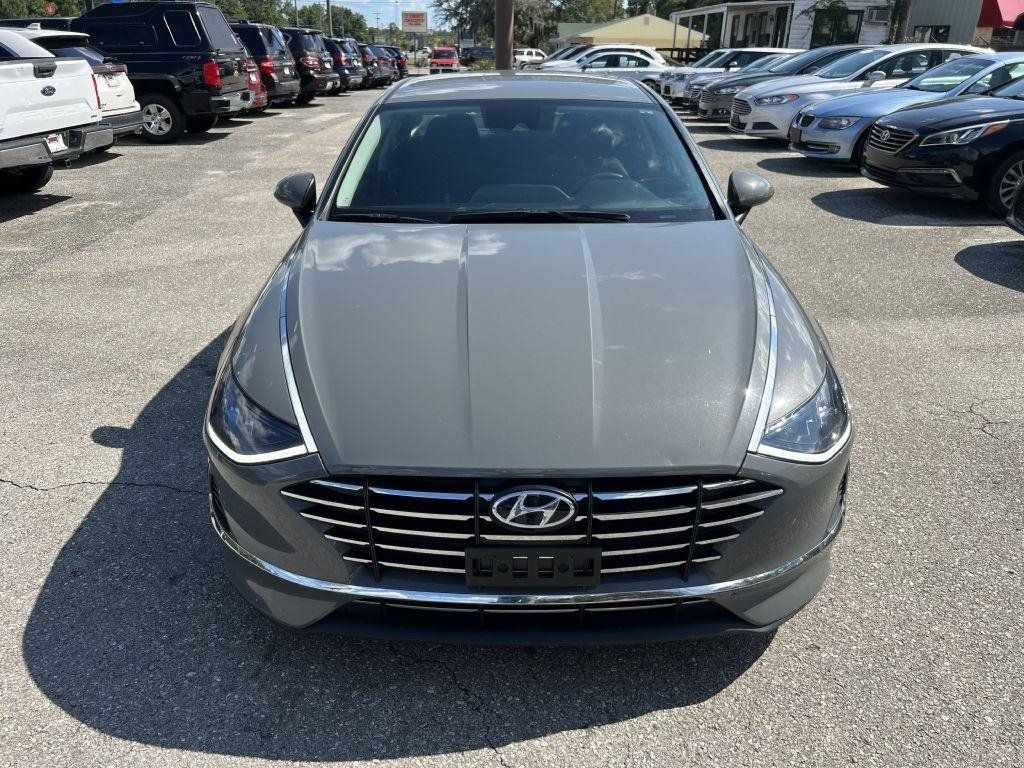 Used 2021 Hyundai Sonata SE FWD image 2