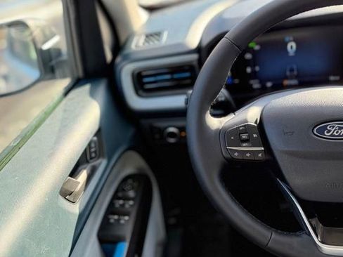 New 2026 Ford Maverick XLT image 17