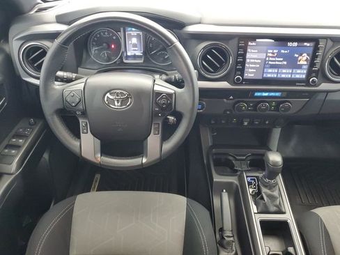Used 2021 Toyota Tacoma 2WD Double Cab image 16