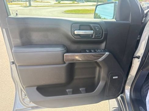 Used 2022 Chevrolet Silverado 1500 LTZ w/ Technology Package AWD/4WD image 19