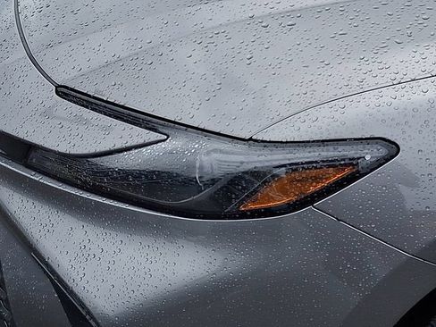 Used 2025 Toyota Camry SE FWD image 30