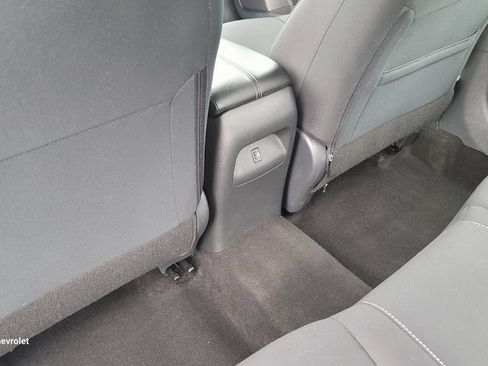 Used 2024 Nissan Sentra SV FWD image 25