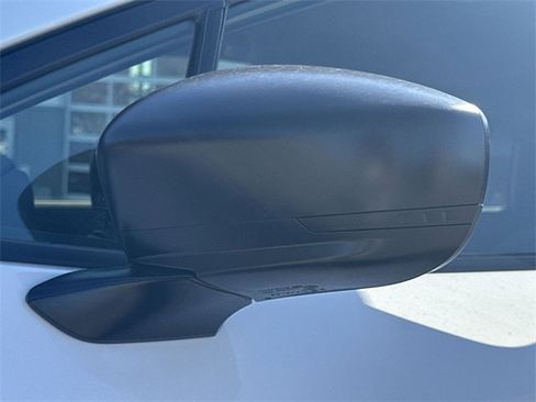 Certified 2025 Subaru Crosstrek 2.0i image 33