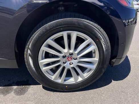 Used 2020 Jaguar F-PACE Prestige AWD/4WD image 37