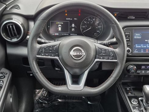 Used 2024 Nissan Kicks SR FWD image 20
