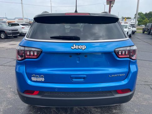 Used 2023 Jeep Compass Limited AWD/4WD image 6