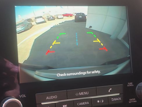 Used 2024 Nissan Frontier SV w/ SV Convenience Package image 10