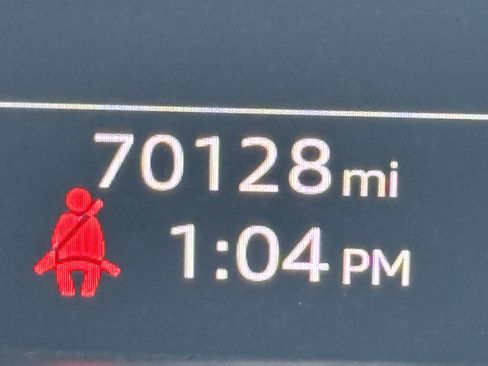 Used 2022 Audi SQ8 Premium Plus image 23