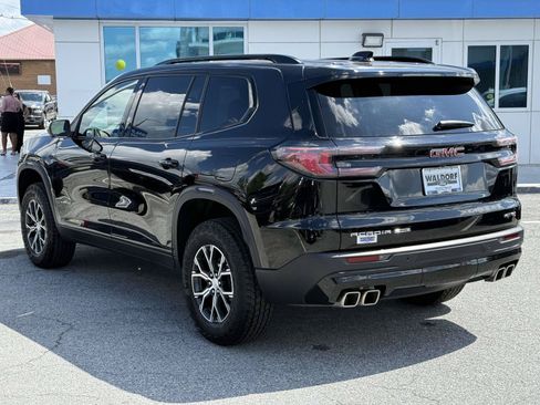 Used 2024 GMC Acadia AT4 w/ Luxury Package AWD/4WD image 4