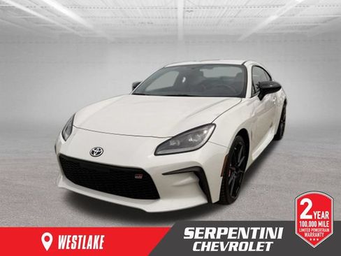 Used 2025 Toyota GR86 Premium w/ Performance Package RWD image 1