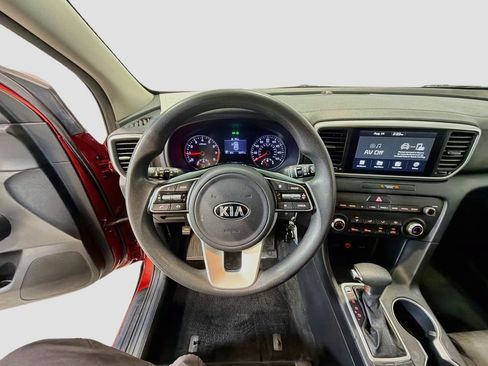 Used 2022 Kia Sportage LX AWD/4WD image 13