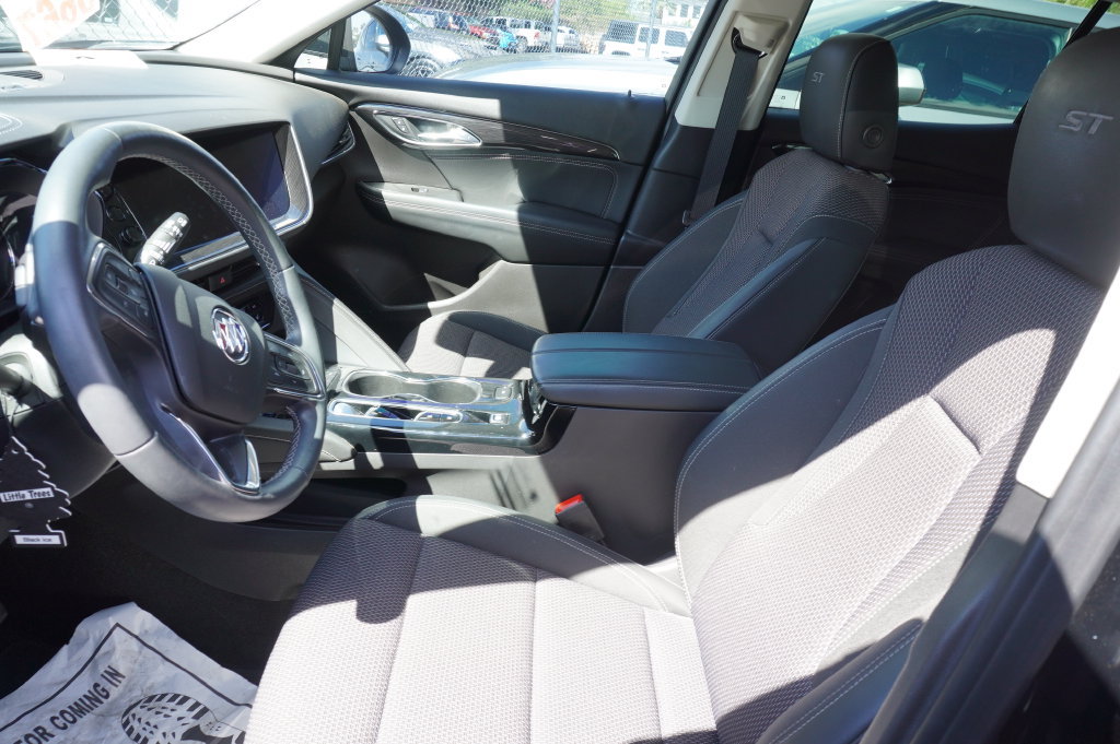 Used 2023 Buick Envision Preferred w/ Sport Touring Package AWD/4WD image 9
