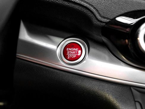 Used 2015 Honda CR-V EX image 18