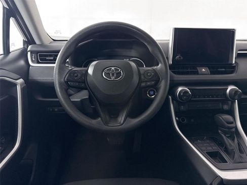 Certified 2025 Toyota RAV4 XLE AWD/4WD image 29