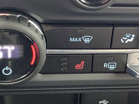 Used 2023 Ford Bronco Wildtrak image 28