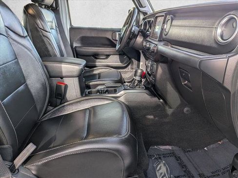 Used 2023 Jeep Wrangler Unlimited Sahara w/ Cold Weather Group AWD/4WD image 22