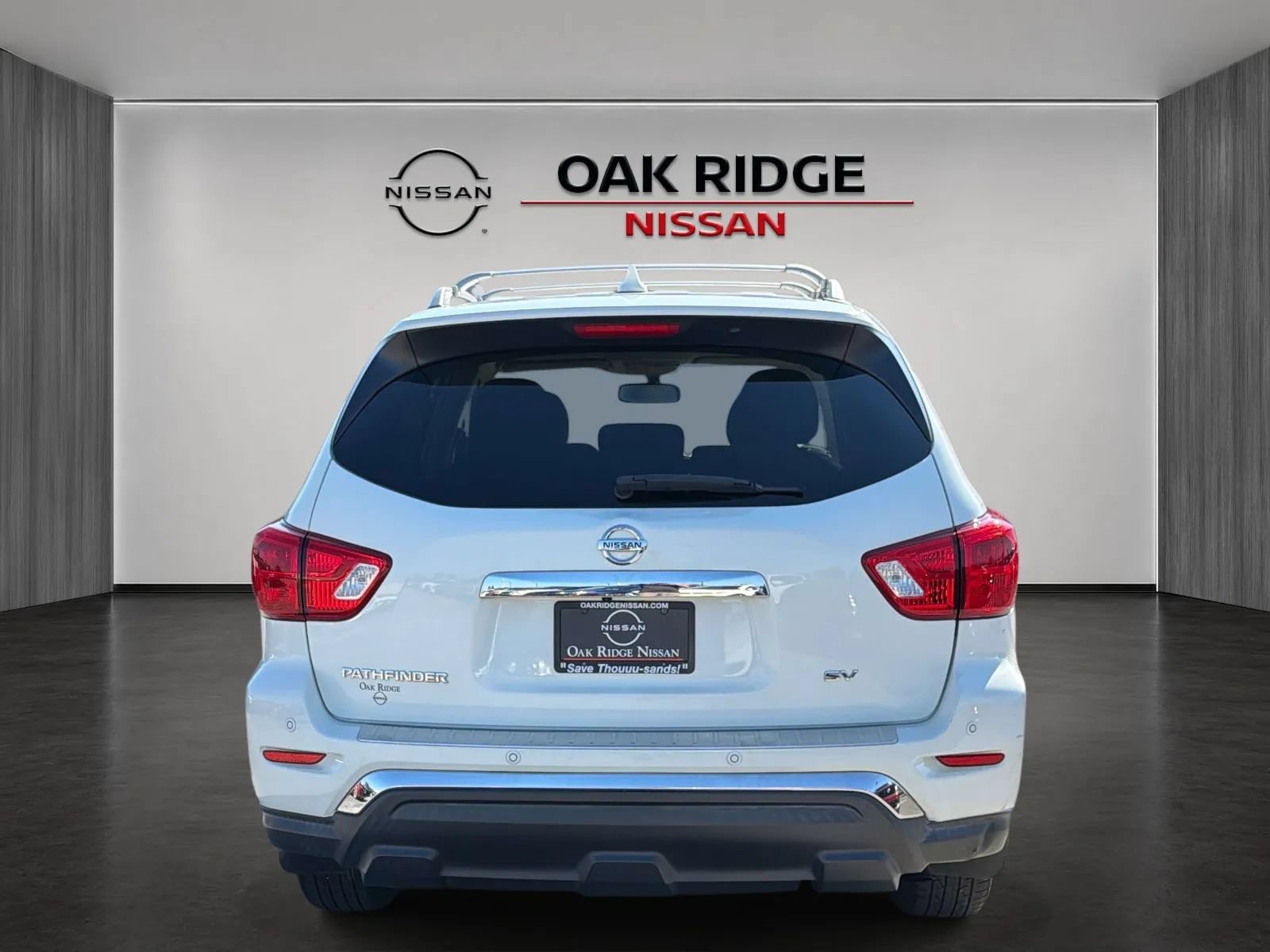 Used 2019 Nissan Pathfinder SV FWD image 4