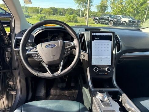 Used 2022 Ford Edge SEL w/ Sport Appearance Package AWD/4WD image 12