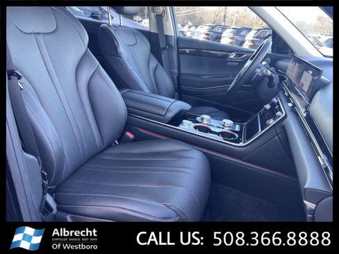 Used 2025 Genesis GV80 2.5T Standard image 21