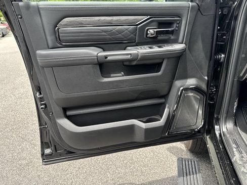 New 2026 RAM 3500 Limited AWD/4WD image 10