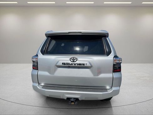 Used 2021 Toyota 4Runner SR5 Premium w/ Moonroof Package RWD image 14