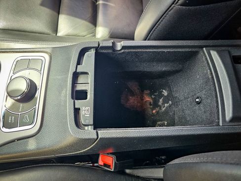 Used 2019 Jeep Grand Cherokee Limited AWD/4WD image 31