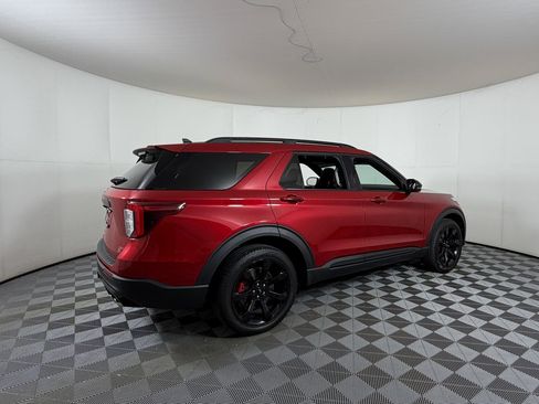 Used 2023 Ford Explorer ST w/ Equipment Group 401A image 4