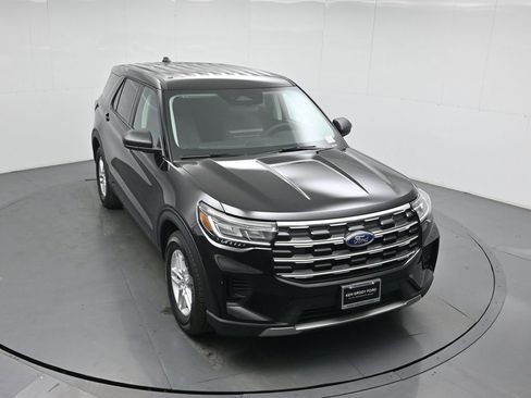 New 2026 Ford Explorer Active RWD image 35