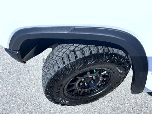 Certified 2023 GMC Sierra 1500 AT4X w/ AT4X AEV Edition AWD/4WD image 24