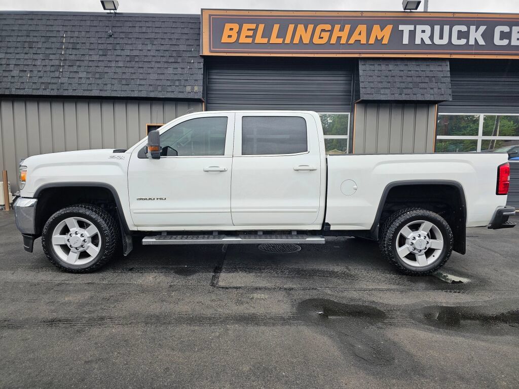 Used 2018 GMC Sierra 3500 SLE w/ SLE Fleet Preferred Package AWD/4WD image 2