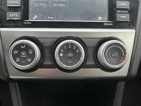 Used 2016 Subaru Crosstrek 2.0i Premium image 27