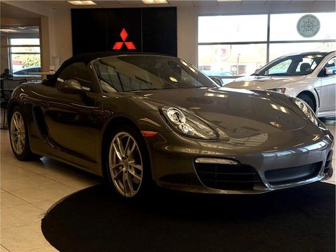 Used 2014 Porsche Boxster S image 3