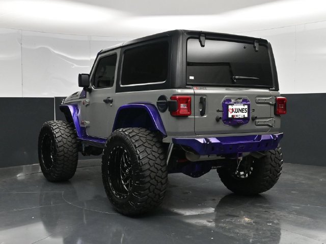 Used 2023 Jeep Wrangler Rubicon w/ LED Lighting Group AWD/4WD image 11