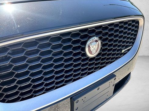 Used 2018 Jaguar E-PACE R-Dynamic SE AWD/4WD image 29