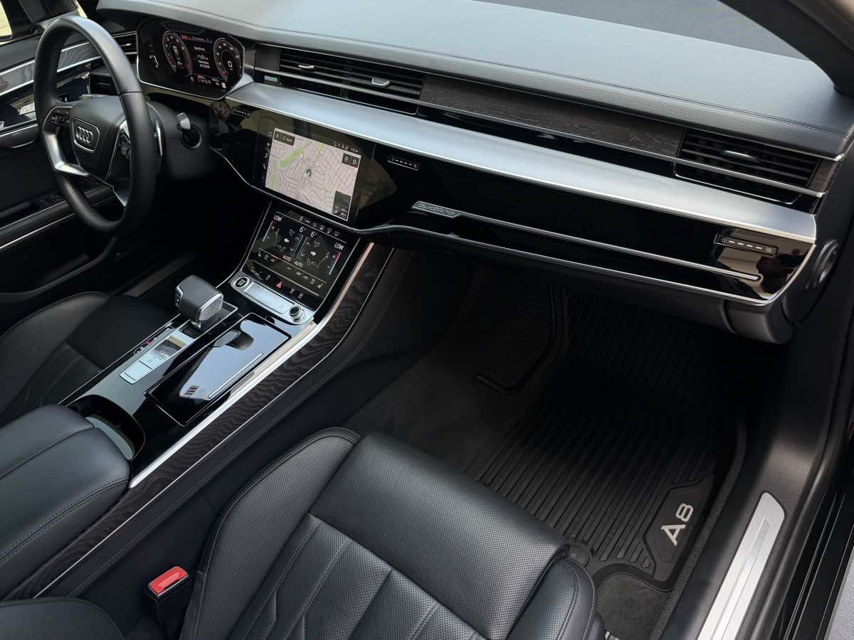 Used 2022 Audi A8 L 3.0T AWD/4WD image 22