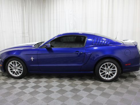 Used 2014 Ford Mustang Premium w/ Electronics Package image 32